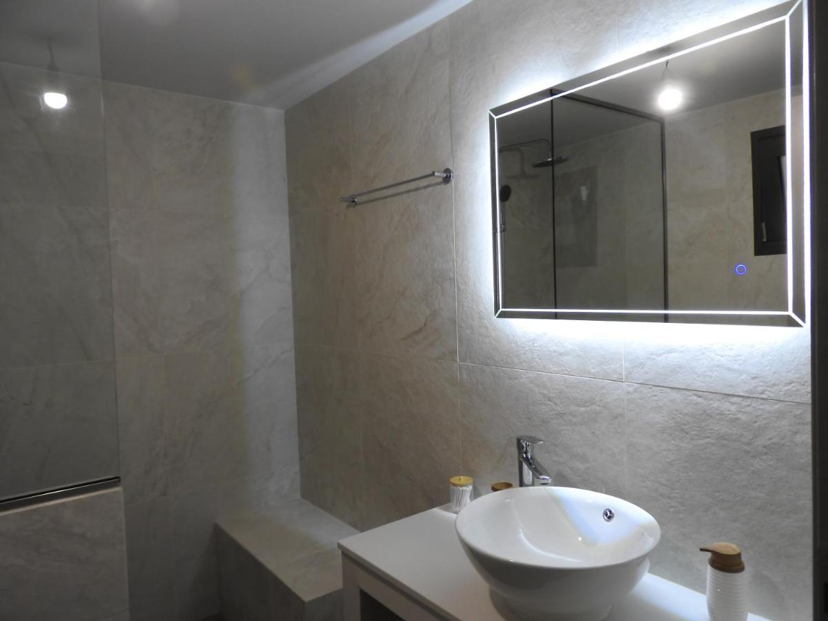 Elea Sea View Apartment In Ag. Nikolaos อายิโอสนิโกลาโอส ภายนอก รูปภาพ